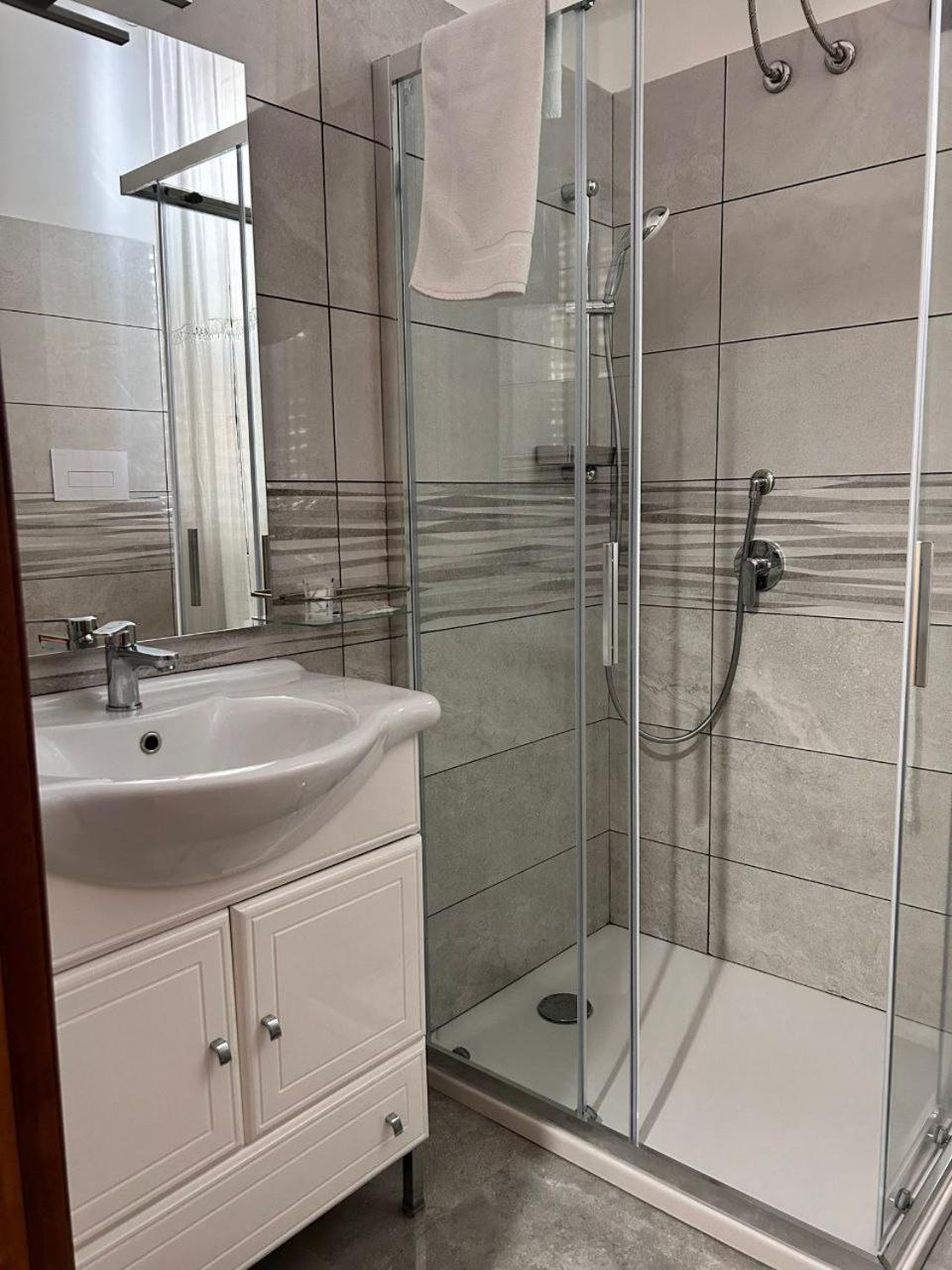 B&B Metropolitan RC Reggio Calabria Esterno foto