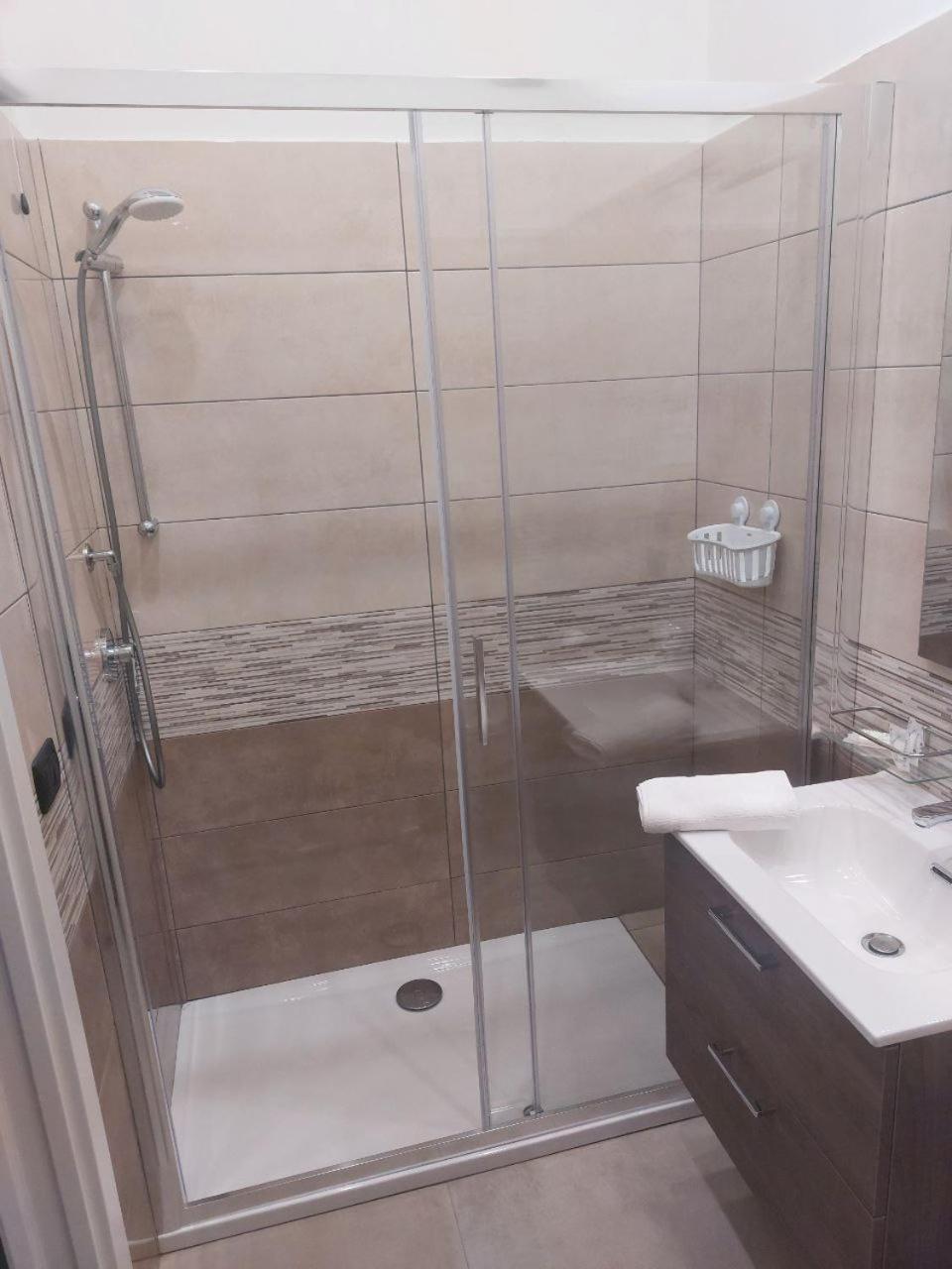 B&B Metropolitan RC Reggio Calabria Esterno foto