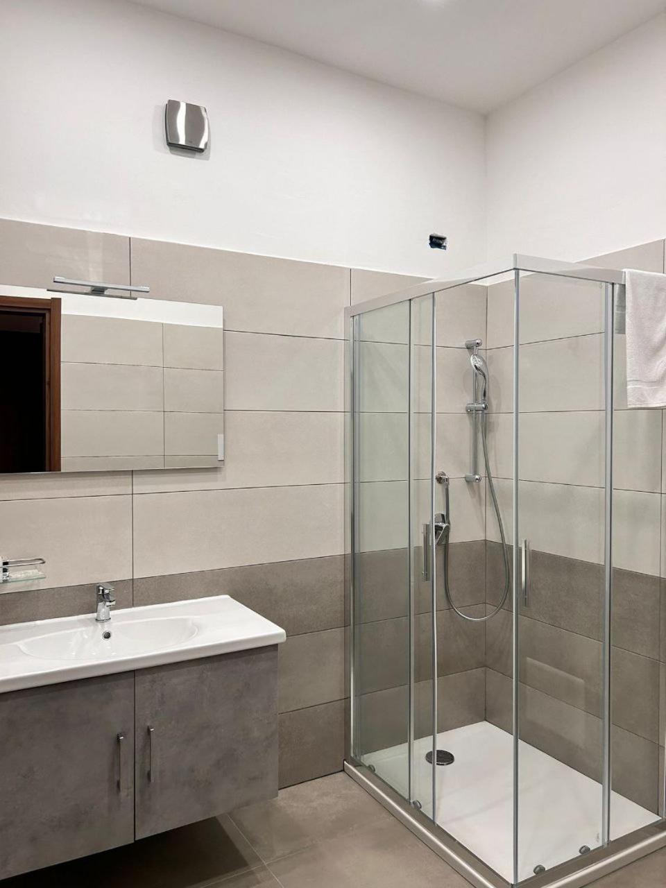 B&B Metropolitan RC Reggio Calabria Esterno foto